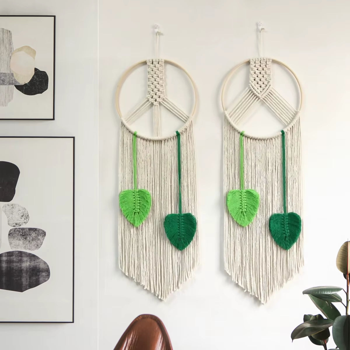 Hand-Woven Bohemian Wall Hanging Creative New round Pattern Decoration for Bedroom or Outdoor Simple Home Wall Decor